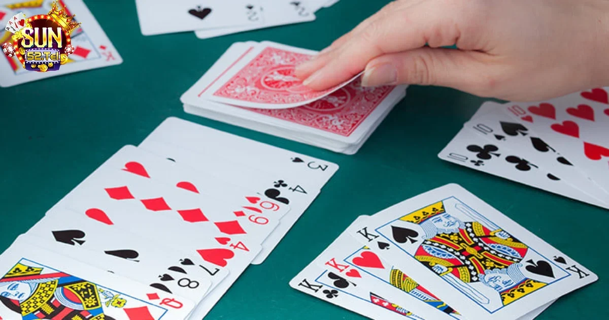 Cách Chơi Bài Cào 6 Lá: Luật Đặc Biệt Tại Sun52 Bạn Cần Biết 3 Xây dựng chiến lược thông minh để tối ưu điểm số